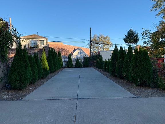 2nd image of 3152 John F Kennedy Blvd