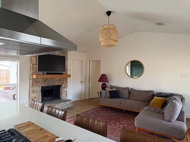 3106 Darnell Dr — Photo 9