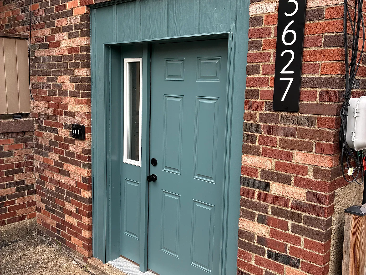 2 bed, 1050 sqft, $1,000 — Photo 1
