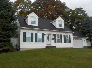 27 Ridge Rd, Ravena, NY 12143