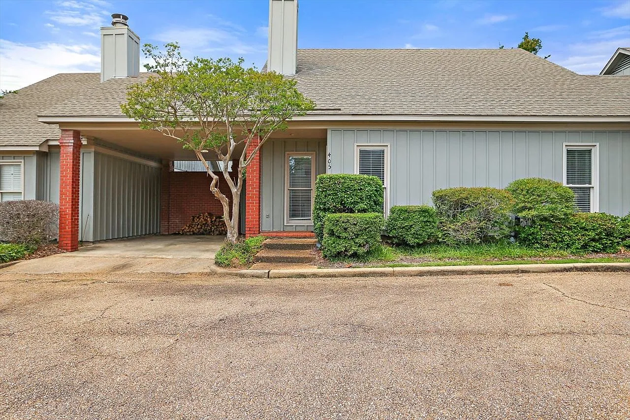 405 River Pl - 405 River Place — Photo 1