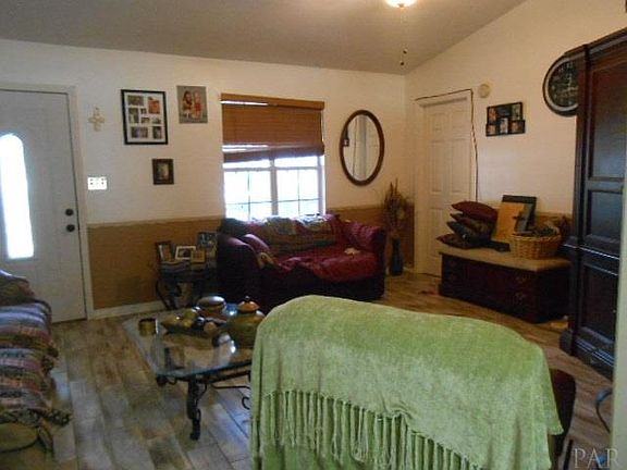 3rd image of 6925 Chinarose Ct