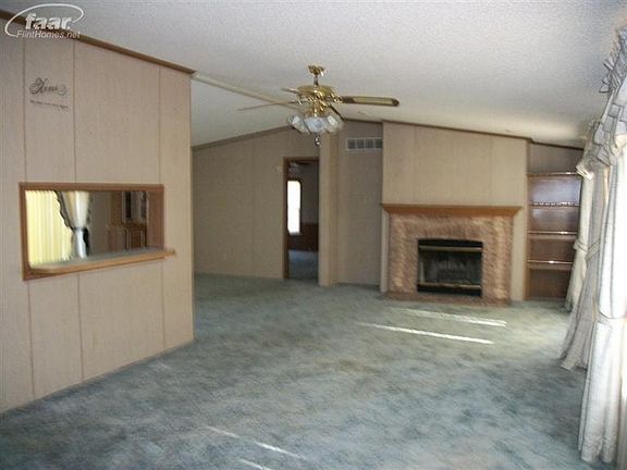 5th image of 4176 Grand Blanc Rd
