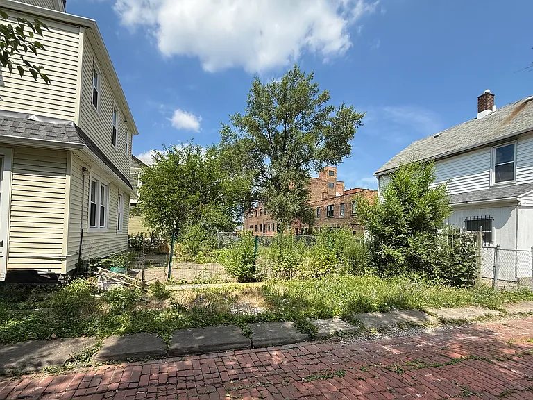 2602 Vega Ave — Photo 28