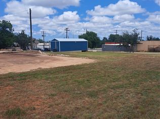 111 W Arkansas Ave, Sweetwater, TX 79556