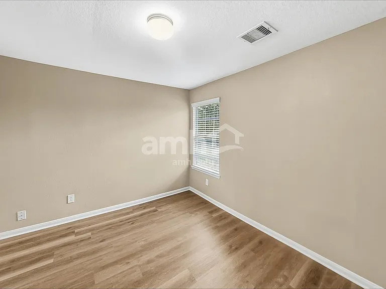 1711 Mickle Creek Dr — Photo 14