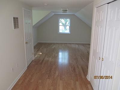 4th image of 88 Lilac Dr