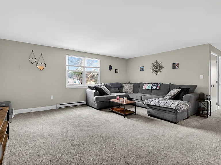 17 Anderson Ave #D — Photo 20