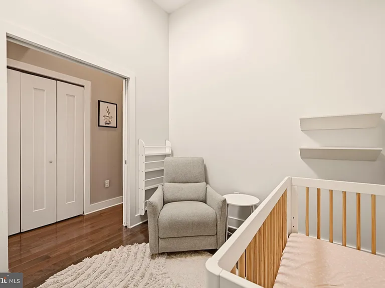 630 14th St NE #5 — Photo 15