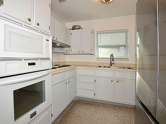 2nd image of 1315 15th St