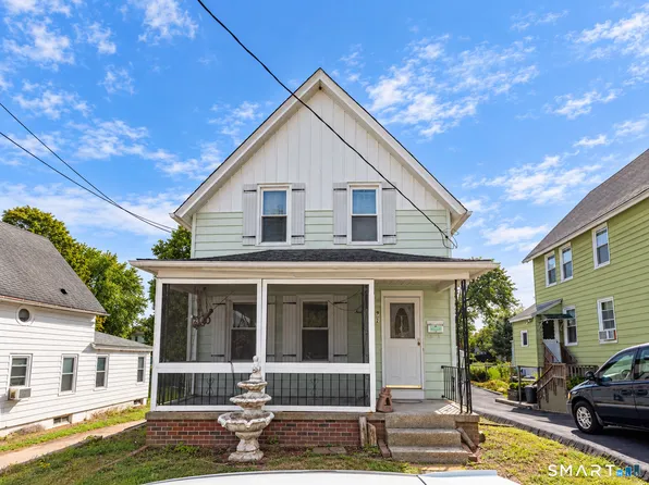 92 5th St, Norwich, CT 06360