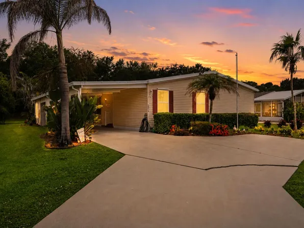 2824 Hook Court, Port St Lucie, FL 34952