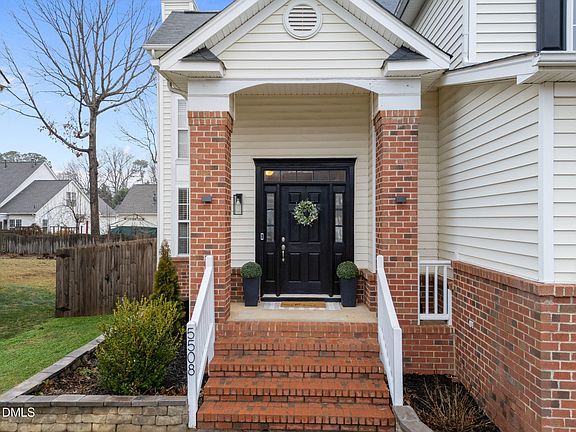 2nd image of 5508 Yates Garden Ln