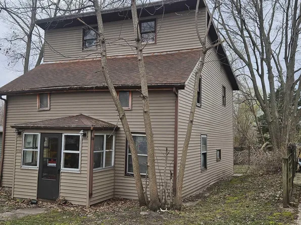 132 Elm St, Janesville, IA 50647