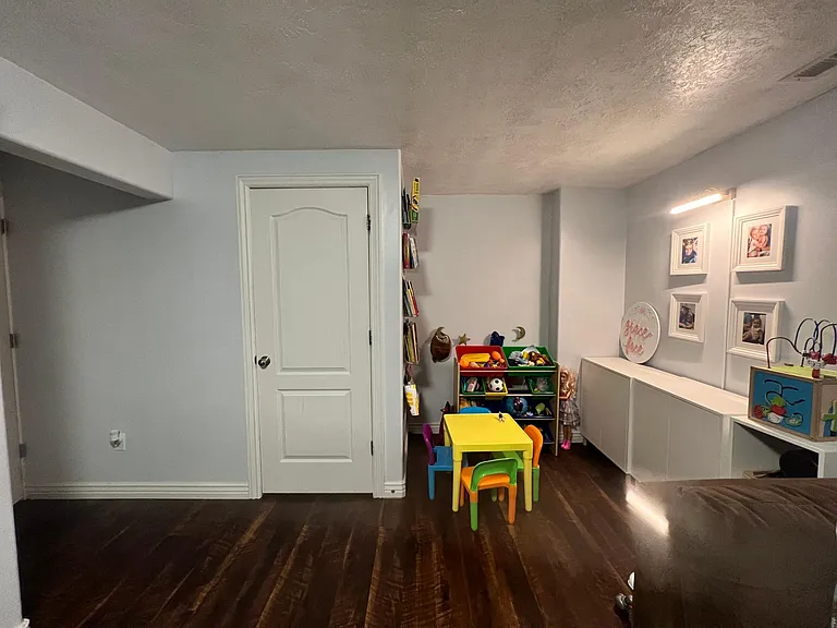 3368 E Dornock Dr — Photo 28