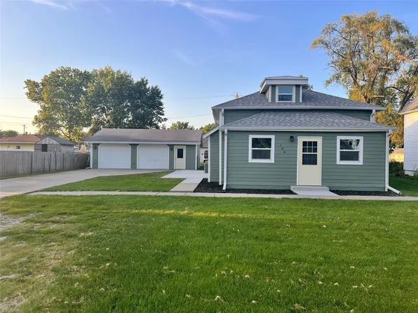106 E Broadway St, Pleasantville, IA 50225