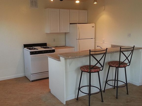 3rd image of 5171 Long Branch Ave #1