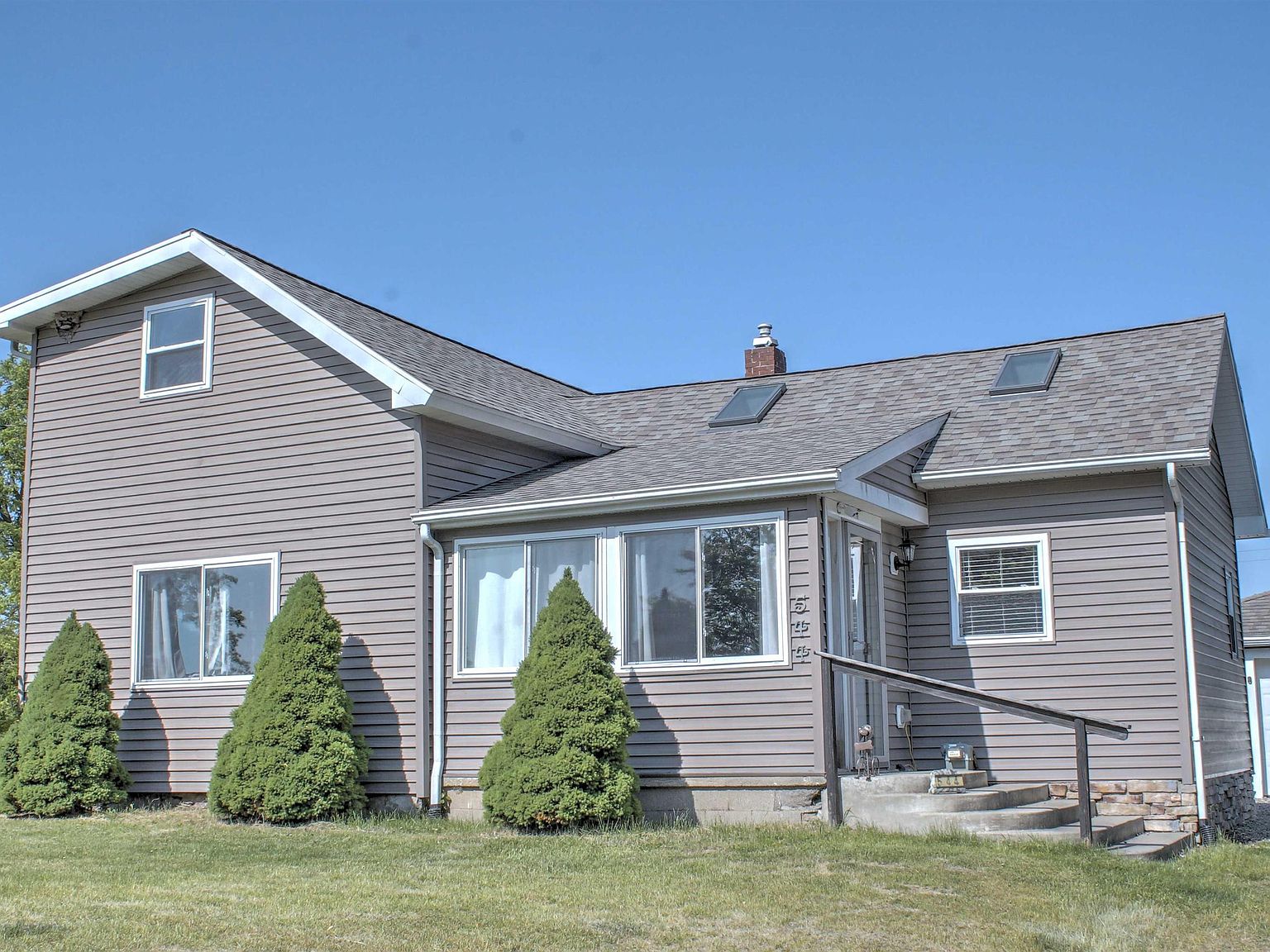 544 Woodstock St, Cement City, MI 49233 Zillow