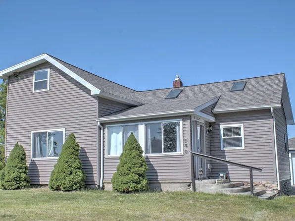 544 Woodstock St, Cement City, MI 49233