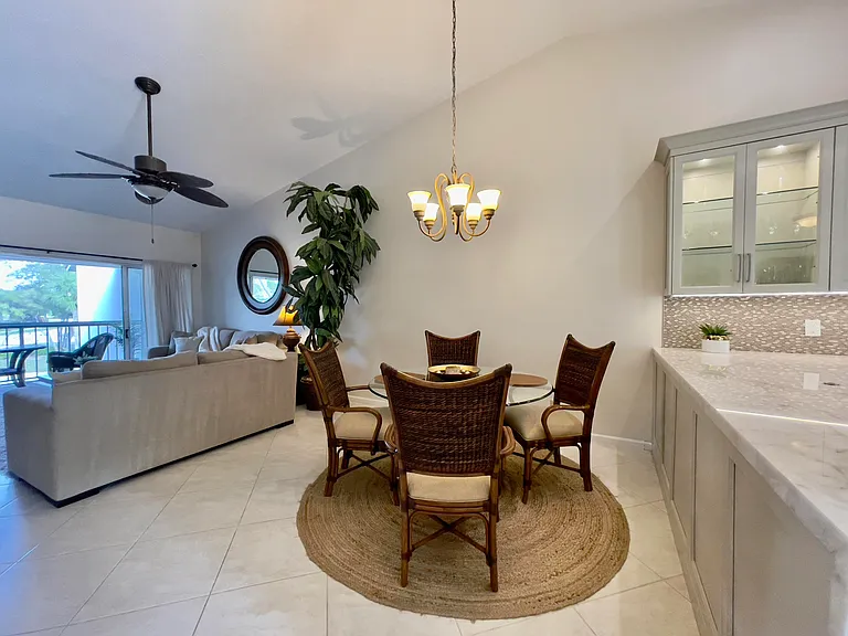 202 Cypress Point Dr #202 — Photo 10