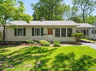 4110 Memorial Dr, Belleville, IL 62226