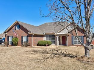 80 Spencer Way, Deatsville, AL 36022
