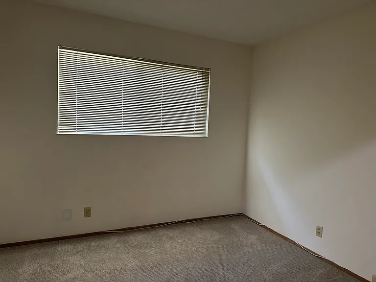 6343 Atherwood Ave — Photo 9