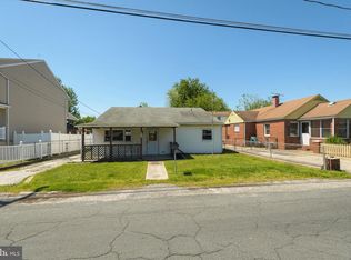 8315 Bear Creek Dr, Dundalk, MD 21222