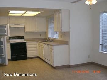 2nd image of 2751 Randolph Dr