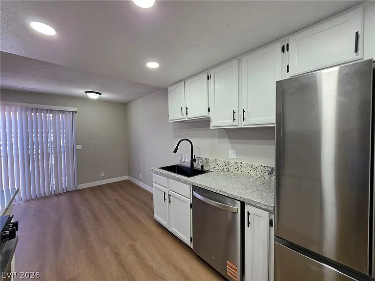 4230 Mississippi Ave — Photo 11