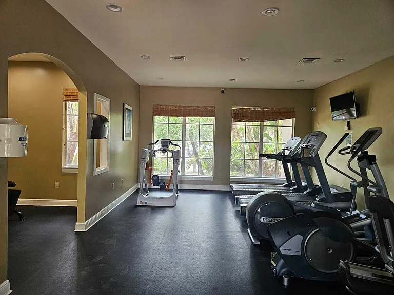12148 Saint Andrews Pl — Photo 16