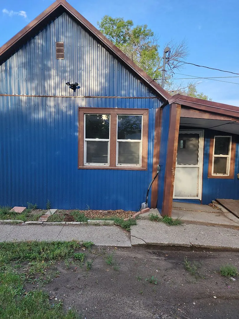 1 Bedroom Single-Family Home in Great Falls — Photo 2
