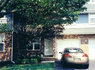 37 Broadlawn Dr, Central Islip, NY 11722