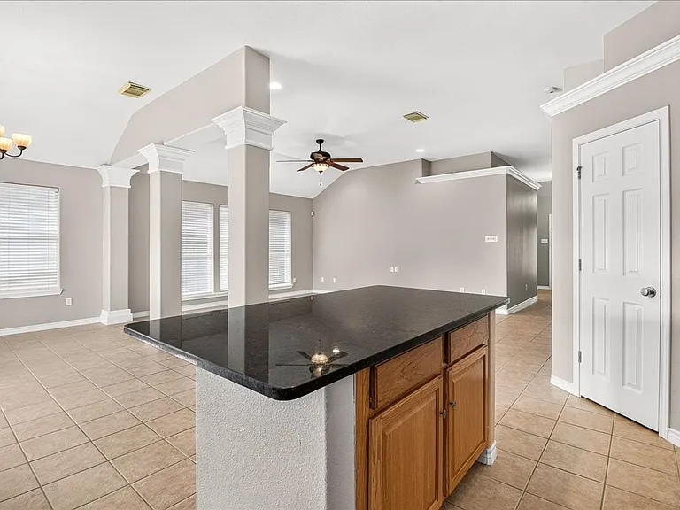 5114 Spring Brook Dr — Photo 14