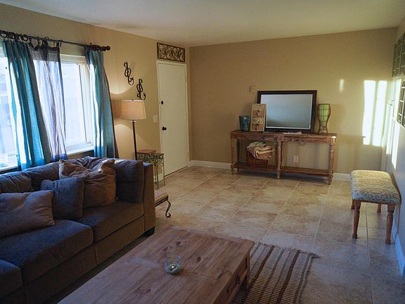 5th image of 1006 Palmetto Way APT C