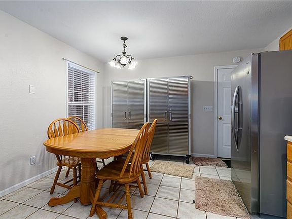 5th image of 361 E 12th St