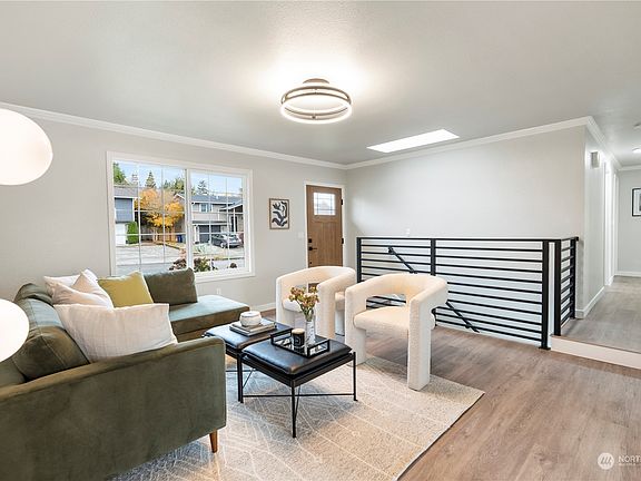 2nd image of 3915 Commencement Bay Drive