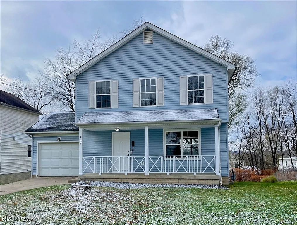 139 Blackburn St photo 1