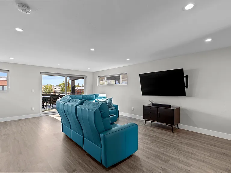 3224 W 16th Ave — Photo 25