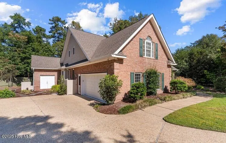 8825 Sawmill Creek Ln — Photo 3