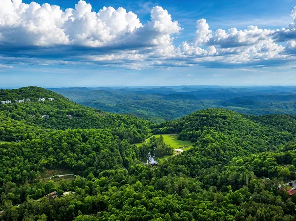 66 Summit Trail, Highlands, NC 28741