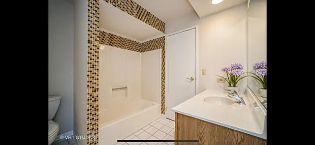 940 N Lakeside Dr #3A — Photo 10