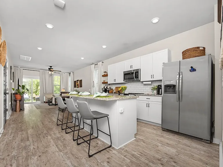 4204 Aragorn Way — Photo 10