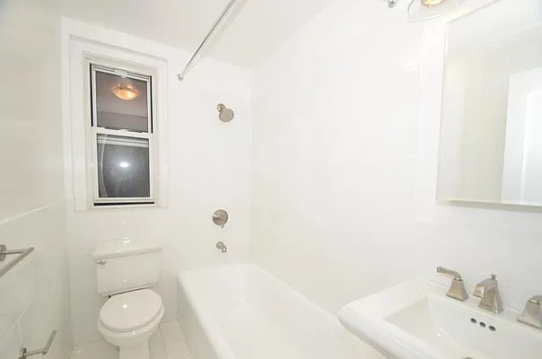 Rented by Buchbinder & Warren | media 9