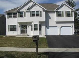 70 Barrington Dr, Springfield, MA 01129