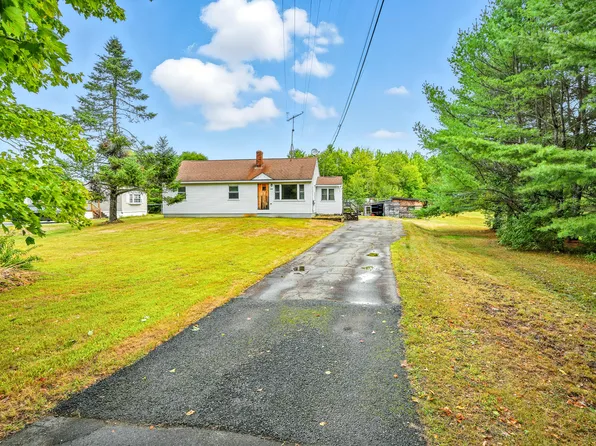 419 Mutton Lane, Clinton, ME 04927