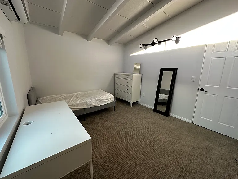 4558 Bannock Ave — Photo 10