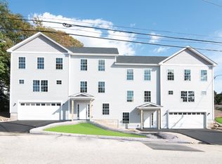 575 Hall St, Manchester, NH 03104