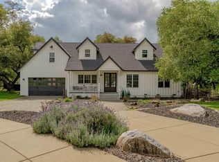 9570 Rock Springs Rd, Newcastle, CA 95658