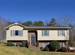 2828 Blue Creek Rd, Lenoir, NC 28645